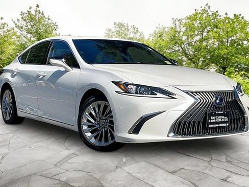 Used 2019 Lexus ES 300h w/ Accessory Package 2 FWD image 1
