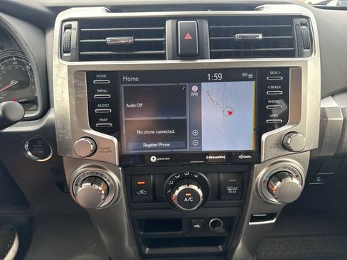 Used 2022 Toyota 4Runner SR5 Premium image 24