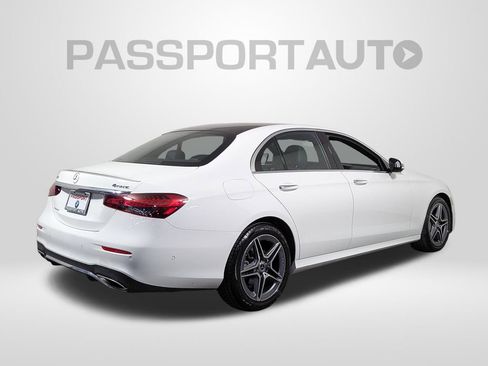 Used 2022 Mercedes-Benz E 350 4MATIC Sedan image 6