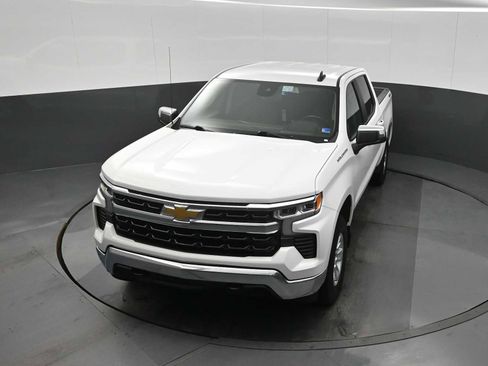Used 2023 Chevrolet Silverado 1500 LT w/ Work Truck Package AWD/4WD image 14