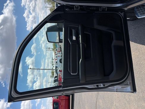 Used 2024 RAM 2500 Big Horn w/ Bed Utility Group AWD/4WD image 10
