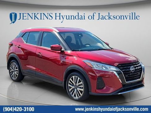 Certified 2023 Nissan Kicks SV FWD image 1