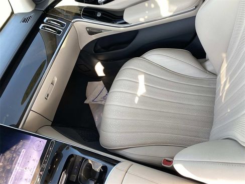 Certified 2023 Mercedes-Benz S 500 4MATIC image 28