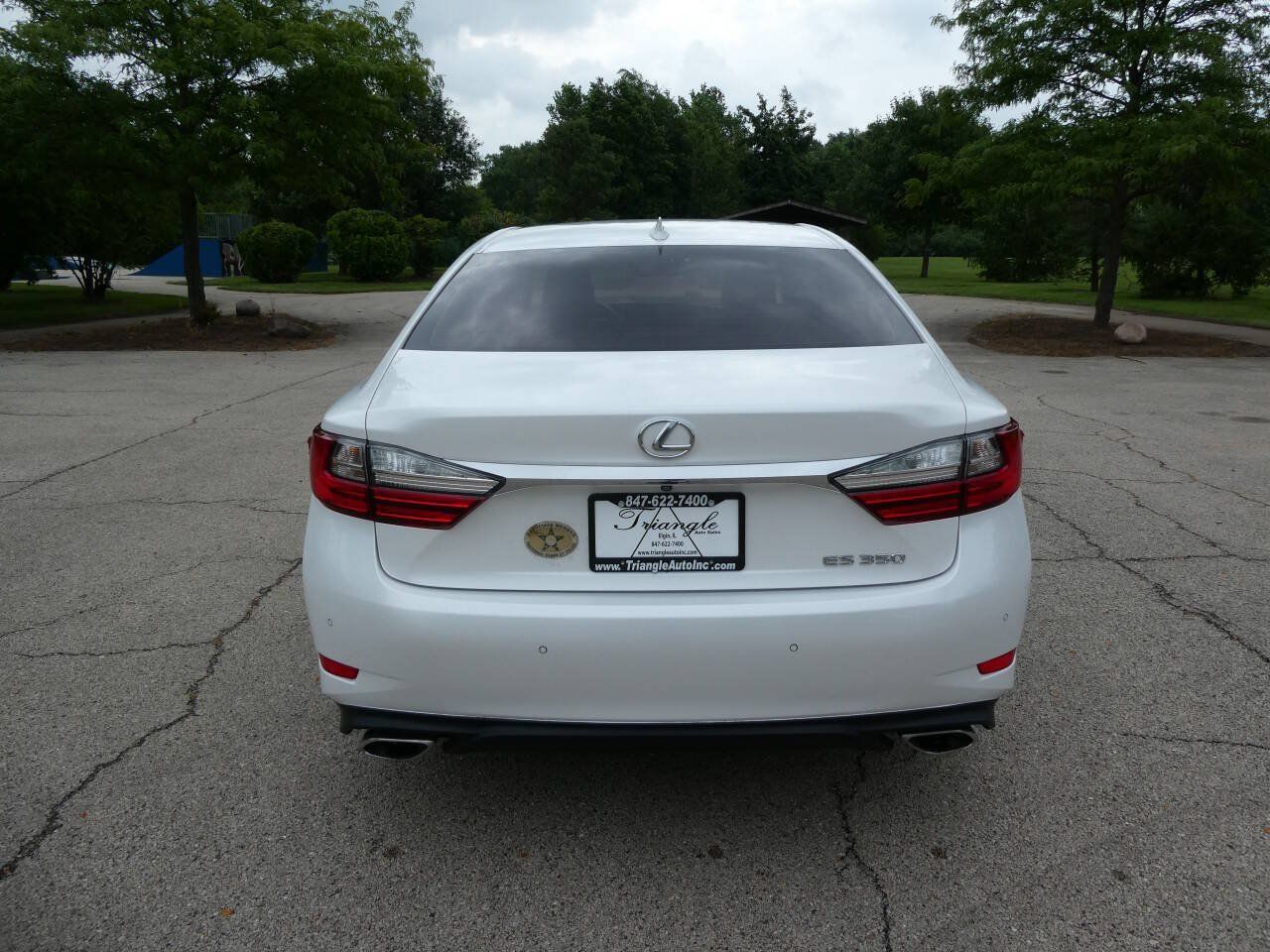 Used 2016 Lexus ES 350 w/ Premium Package w/Wood Trim FWD image 6
