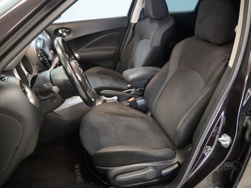 Used 2016 Nissan Juke SV w/ Cold Weather Package image 4