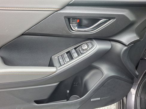 Used 2024 Subaru Crosstrek 2.5i Limited image 12