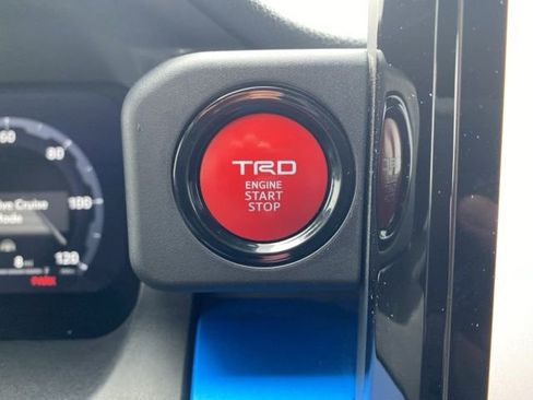 Certified 2025 Toyota Tacoma TRD Sport image 9