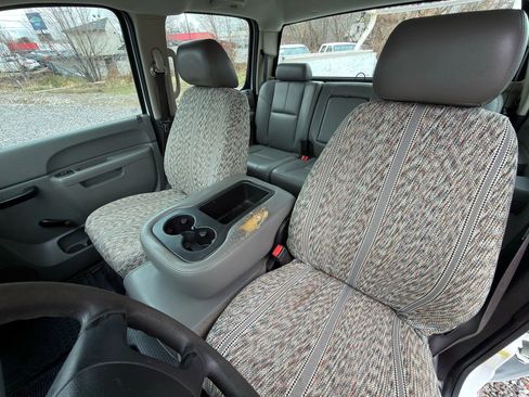 Used 2013 Chevrolet Silverado 3500 W/T image 35