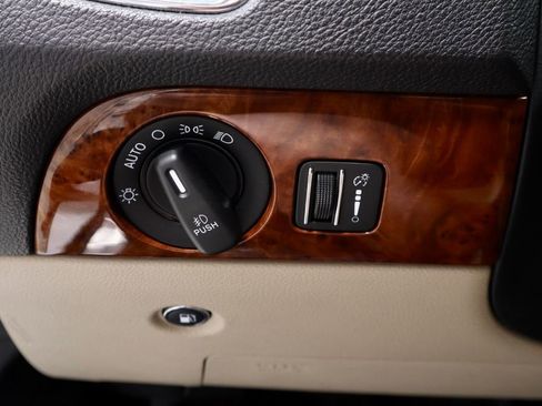 Used 2014 Dodge Durango Limited image 31