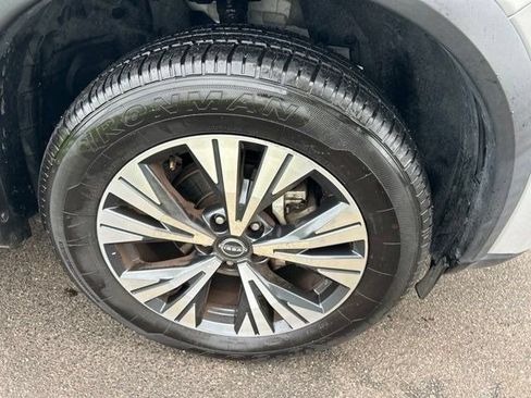 Used 2023 Nissan Rogue SV AWD/4WD image 51