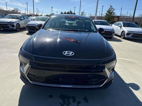 New 2026 Hyundai Sonata Limited image 2