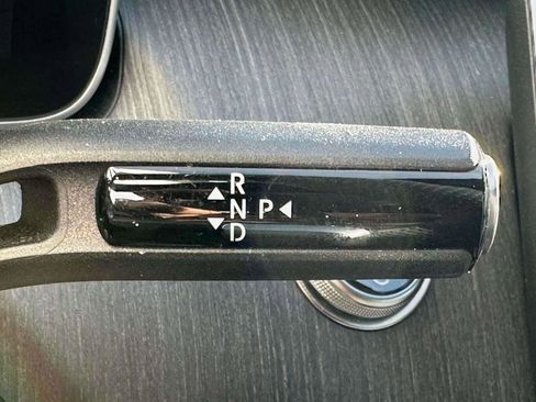 Certified 2023 Mercedes-Benz C 300 4MATIC Sedan image 21