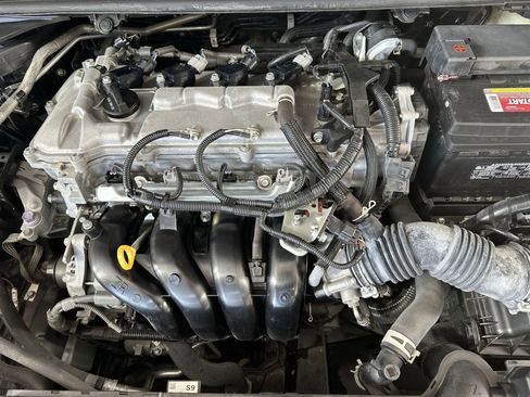 Used 2022 Toyota Corolla LE image 32