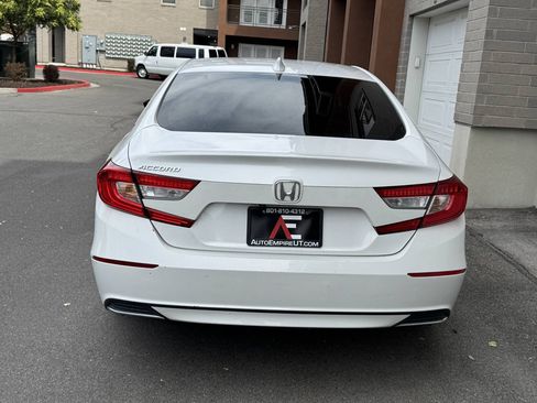 Used 2020 Honda Accord LX image 4