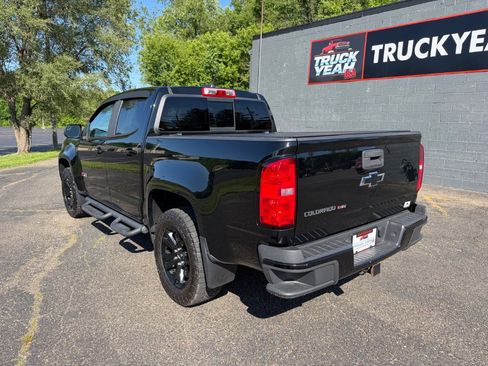 Used 2018 Chevrolet Colorado Z71 w/ Z71 Midnight Edition AWD/4WD image 4