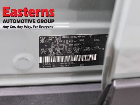 Used 2022 Toyota RAV4 XLE image 35