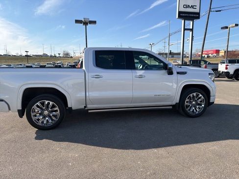 Used 2024 GMC Sierra 1500 Denali image 11