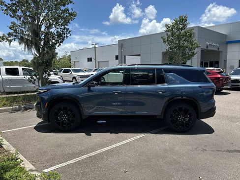 New 2025 Chevrolet Traverse RS w/ LPO, Floor Liner Package image 3