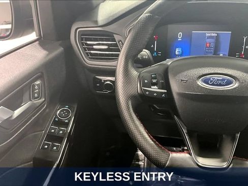 Used 2023 Ford Escape ST-Line AWD/4WD image 15