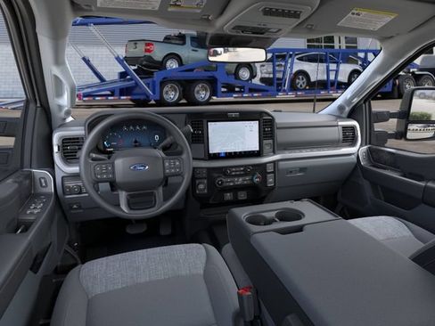 New 2026 Ford F250 XLT w/ XLT Premium Package AWD/4WD image 9