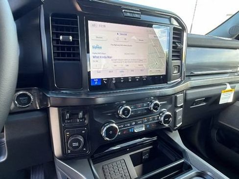 New 2026 Ford F250 Lariat w/ FX4 Off-Road Package AWD/4WD image 29