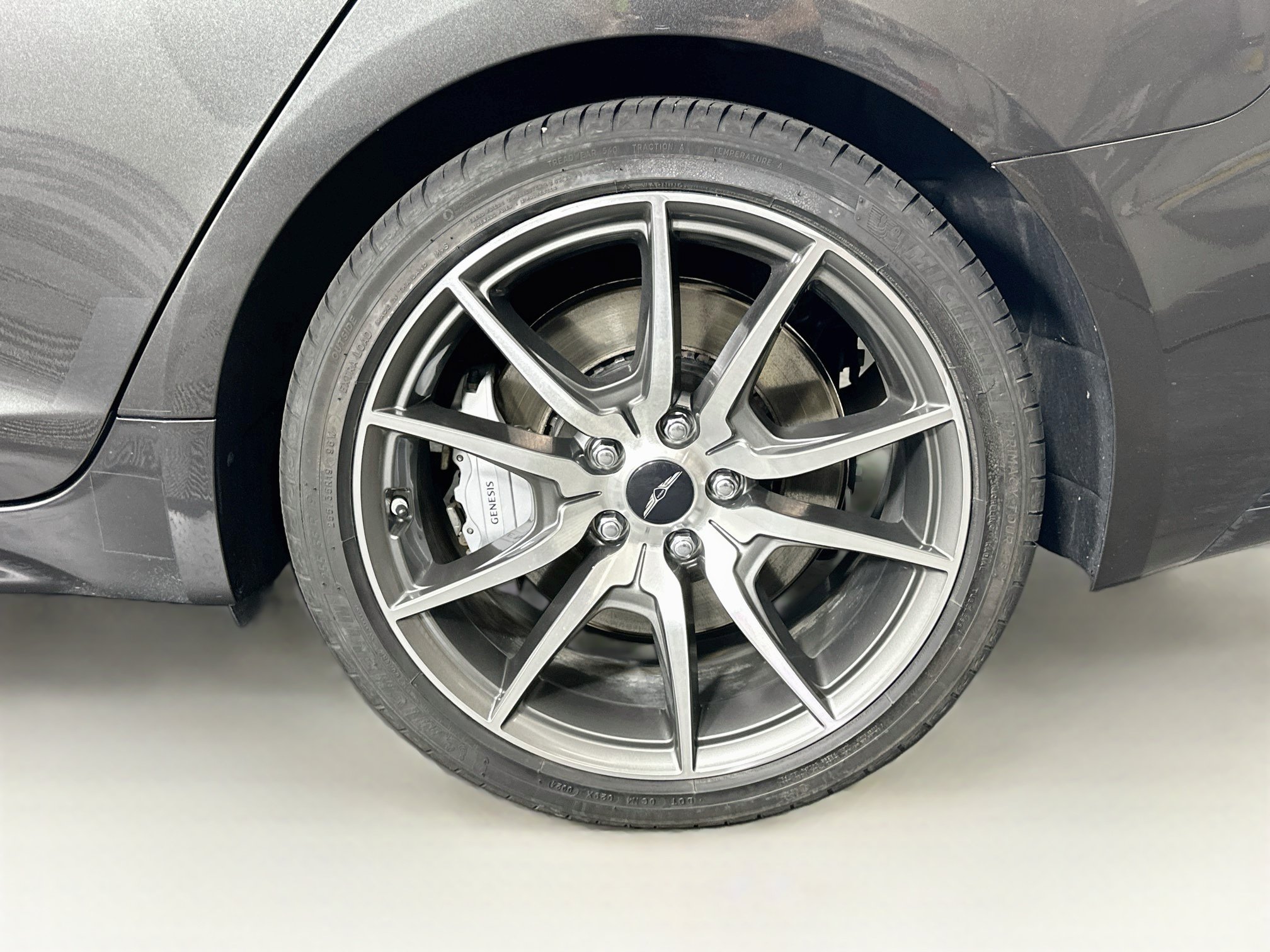 Used 2025 Genesis G70 2.5T AWD/4WD image 11