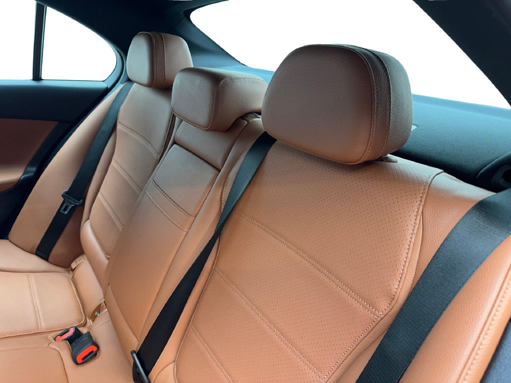 Used 2022 Mercedes-Benz C 300 Sedan image 34