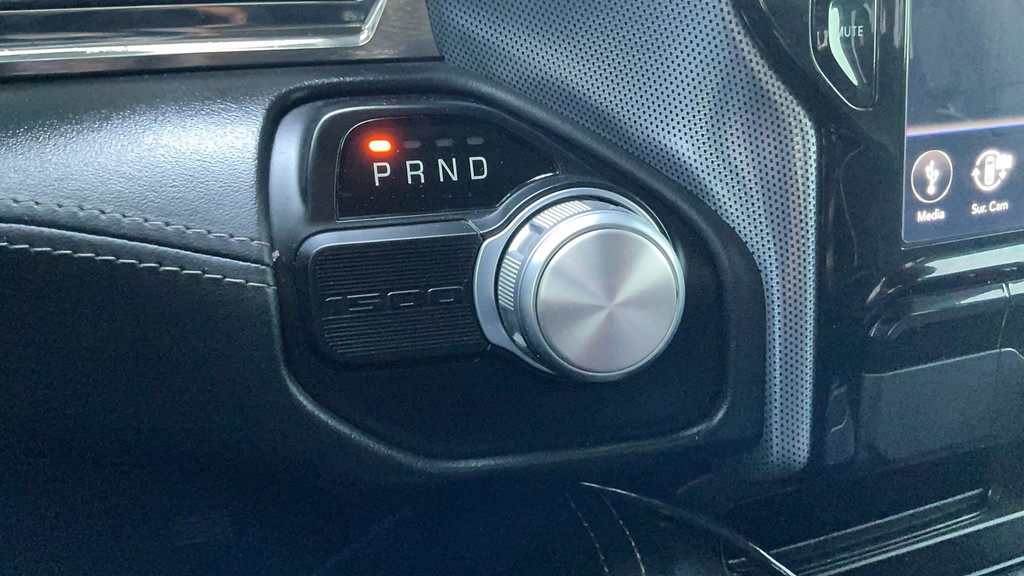 Used 2020 RAM 1500 Limited w/ Advanced Safety Group RWD image 15