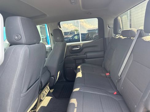 Used 2021 Chevrolet Silverado 1500 LT AWD/4WD image 18