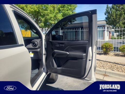 Used 2026 Chevrolet Colorado Trail Boss AWD/4WD image 16