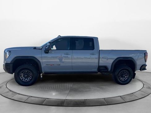 Used 2024 GMC Sierra 2500 AT4X AWD/4WD image 4