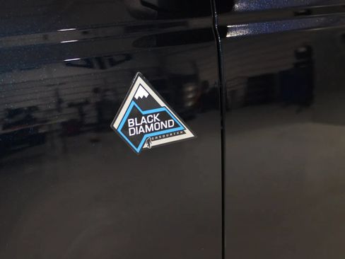 Used 2021 Ford Bronco Black Diamond w/ Sasquatch Package AWD/4WD image 16