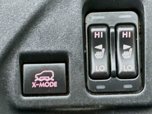 Used 2018 Subaru Crosstrek 2.0i Limited AWD/4WD image 25