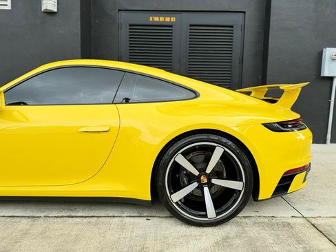 Used 2021 Porsche 911 Carrera RWD image 20