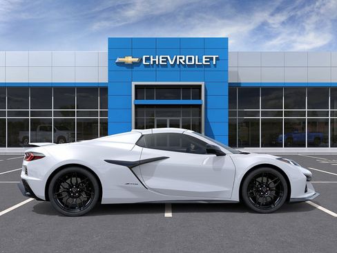 New 2027 Chevrolet Corvette Z06 w/ Stealth Interior Trim Package RWD image 5