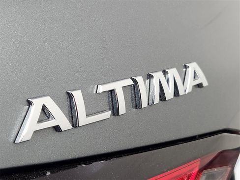 Used 2019 Nissan Altima 2.5 SR image 8