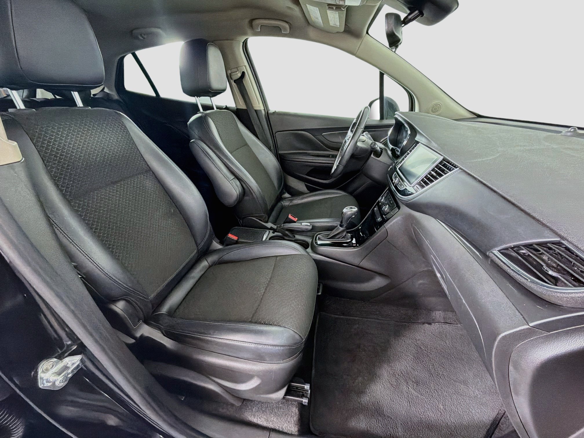 Used 2019 Buick Encore Preferred FWD image 28