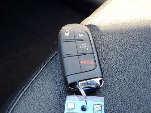 Used 2022 Jeep Compass High Altitude image 30