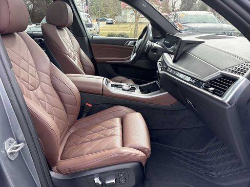 Used 2024 BMW X5 xDrive40i w/ Premium Package AWD/4WD image 29