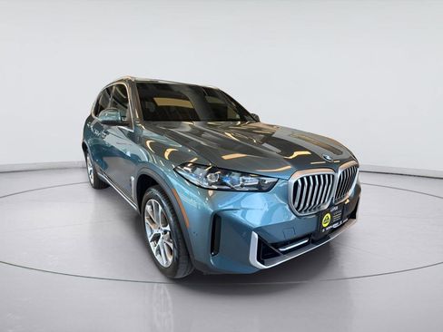 Used 2025 BMW X5 xDrive40i w/ Premium Package AWD/4WD image 1