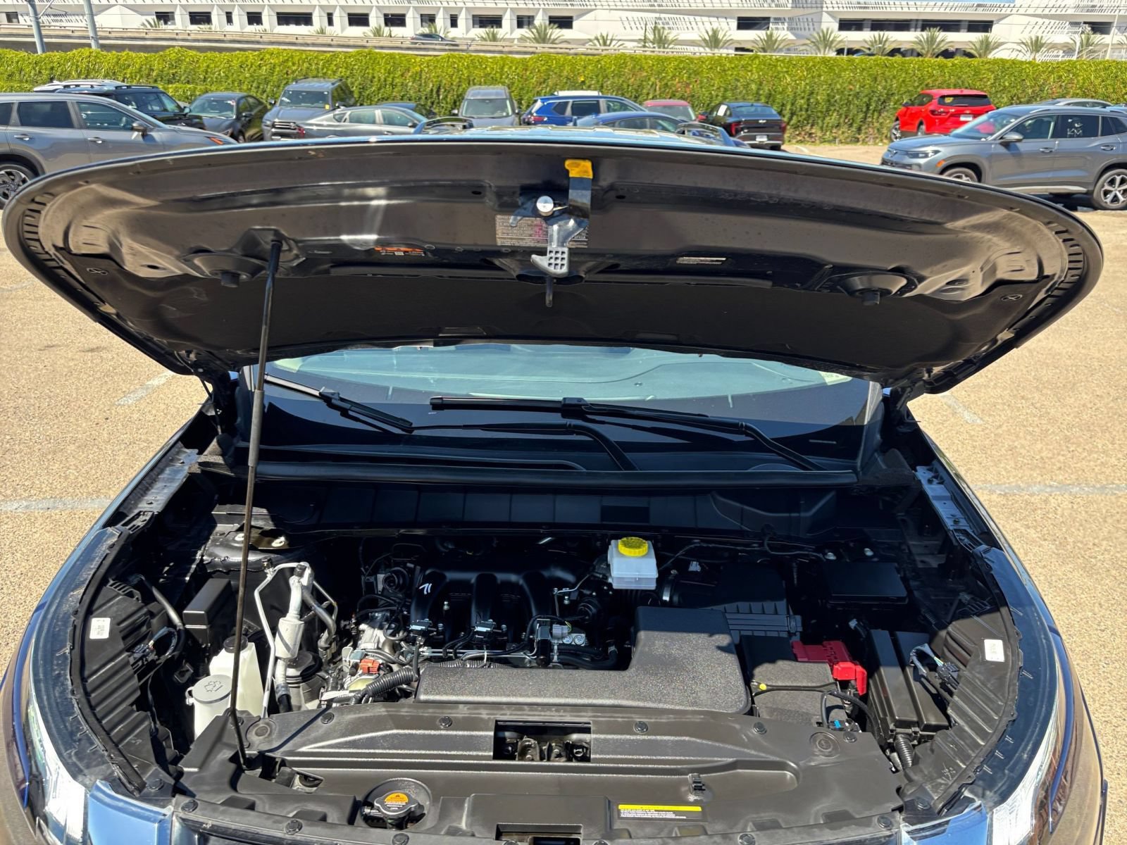 Used 2025 Nissan Pathfinder SV FWD image 34