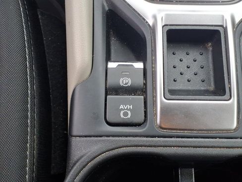 Used 2019 Subaru Forester w/ Alloy Wheel Package image 12