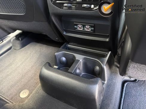 Used 2026 Jeep Grand Cherokee L Laredo RWD image 29