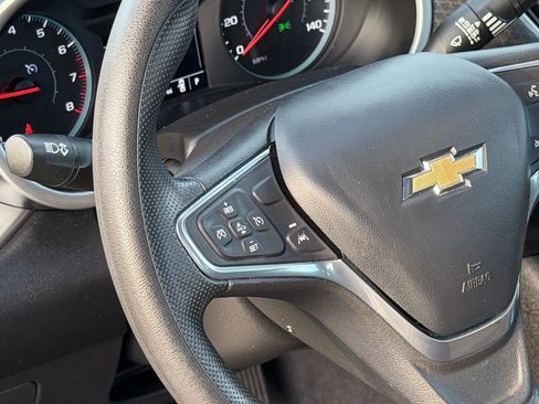 Used 2023 Chevrolet Malibu LT image 38