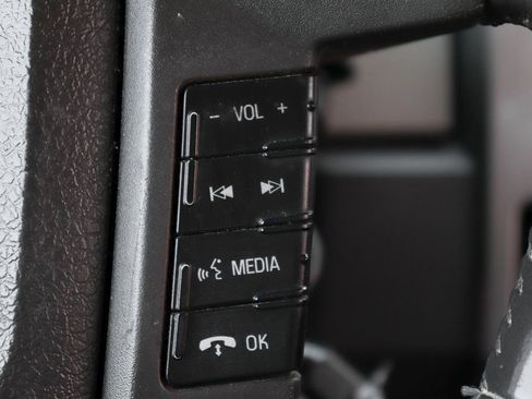 Used 2010 Ford F150 XLT image 20