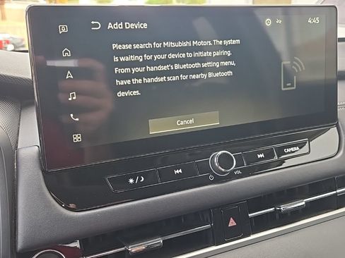 Used 2025 Mitsubishi Outlander SE FWD image 25