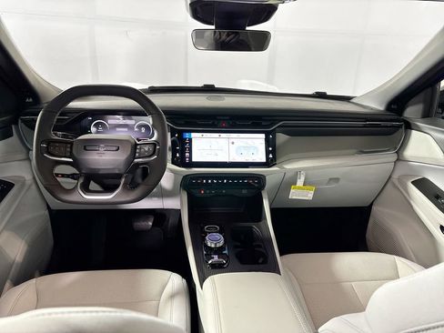 New 2026 Jeep Cherokee Laredo image 12