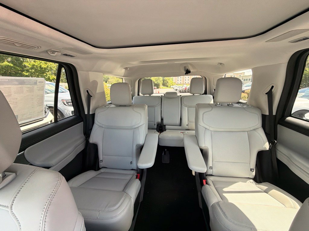 New 2027 Ford Expedition Platinum AWD/4WD image 19