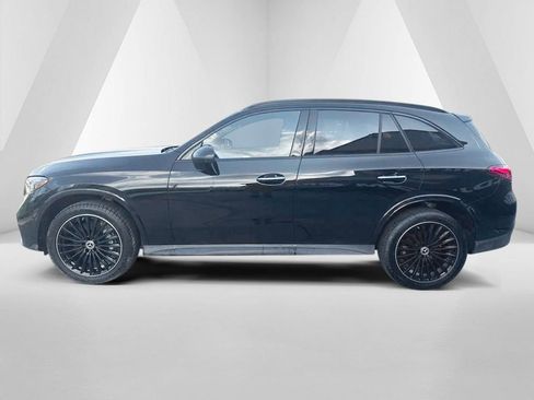 Used 2024 Mercedes-Benz GLC 300 4MATIC image 4