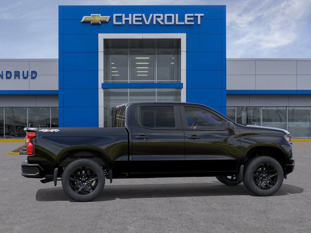 New 2026 Chevrolet Silverado 1500 Custom w/ LPO, Dark Essentials Package AWD/4WD image 5